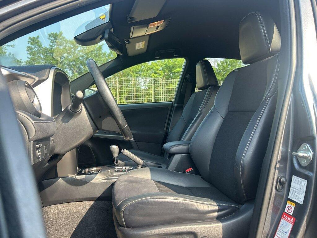 Toyota RAV4 2.5 vvt-i hybrid Style 2wd e-cvt my17