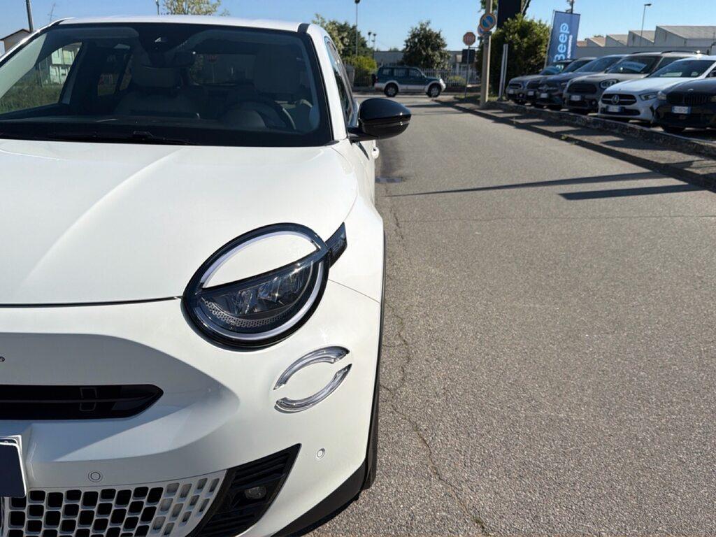 Fiat 600 1.2 hybrid La Prima