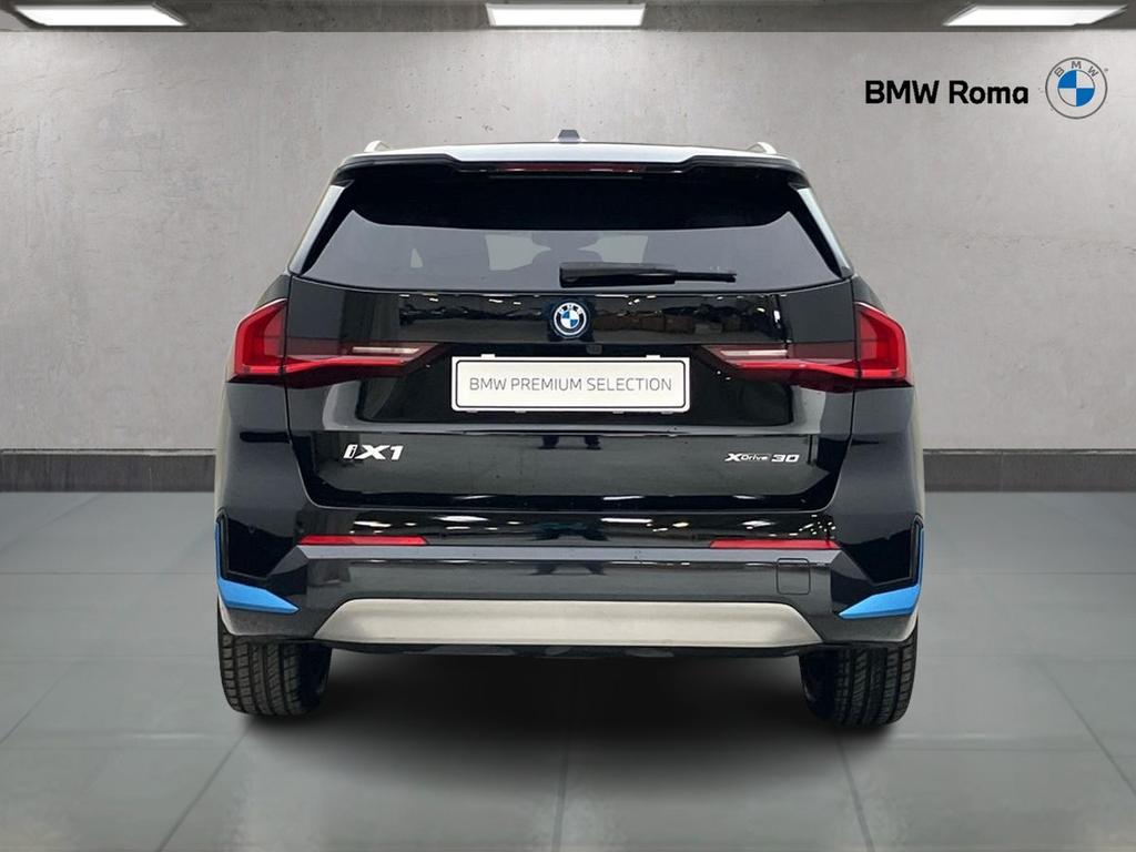 BMW iX1 30 xdrive X-Line