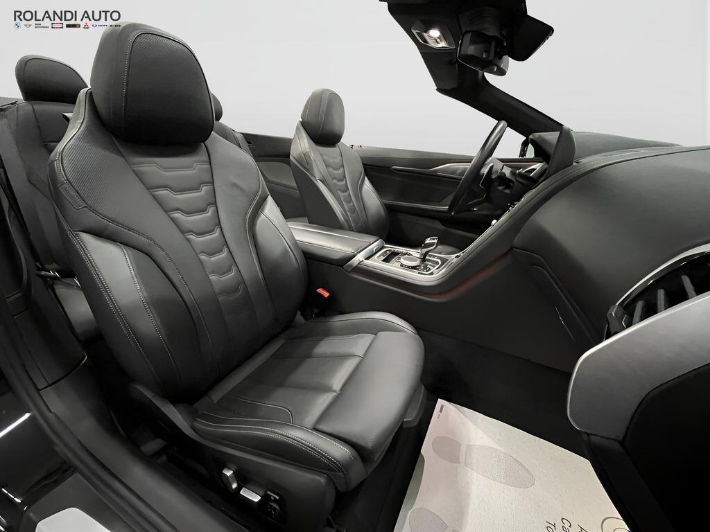 BMW Serie 8 840d Cabrio mhev 48V xdrive Individual Composition Msport auto