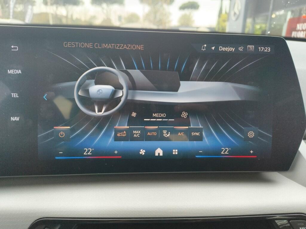 BMW X1 sdrive20i mhev 48V auto