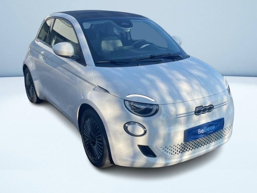 Fiat 500 e Cabrio Icon