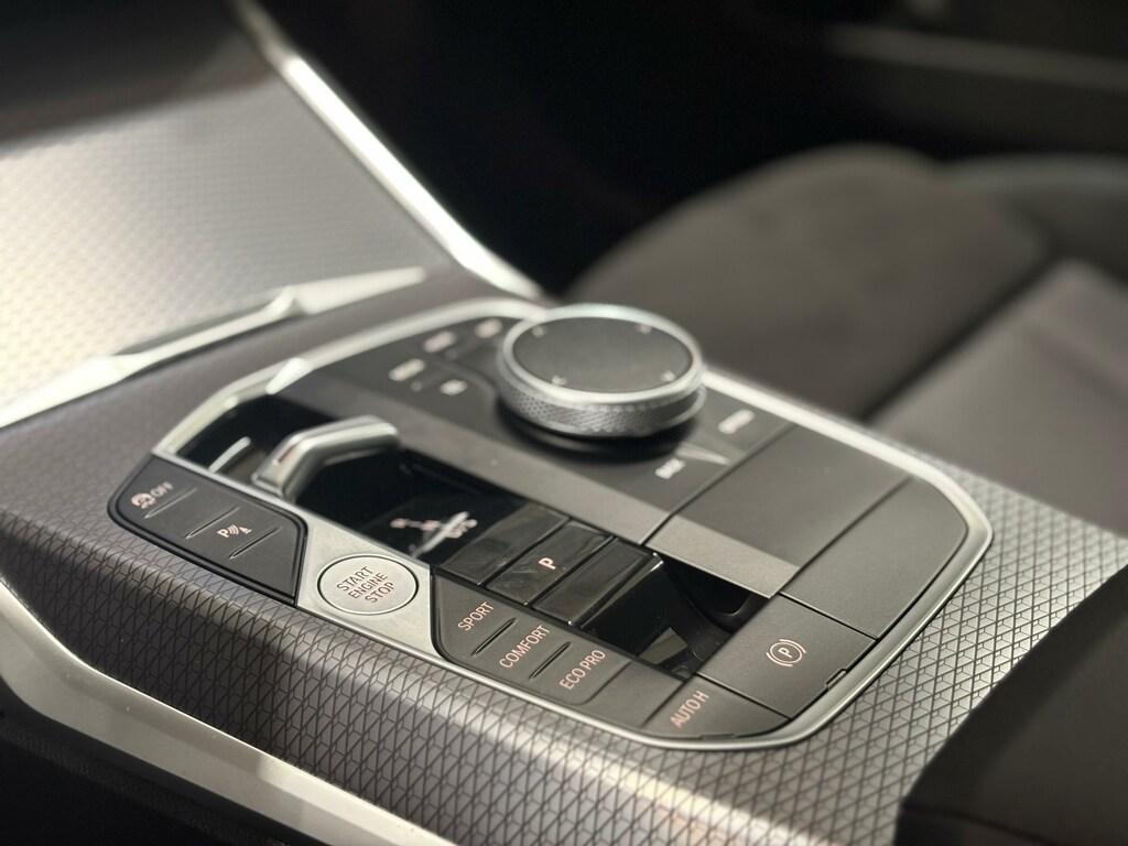 BMW Serie 3 330d mhev 48V xdrive M Sport Pro auto