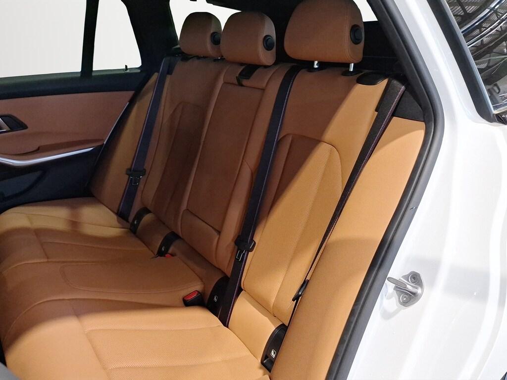 BMW Serie 3 320d Touring mhev 48V auto