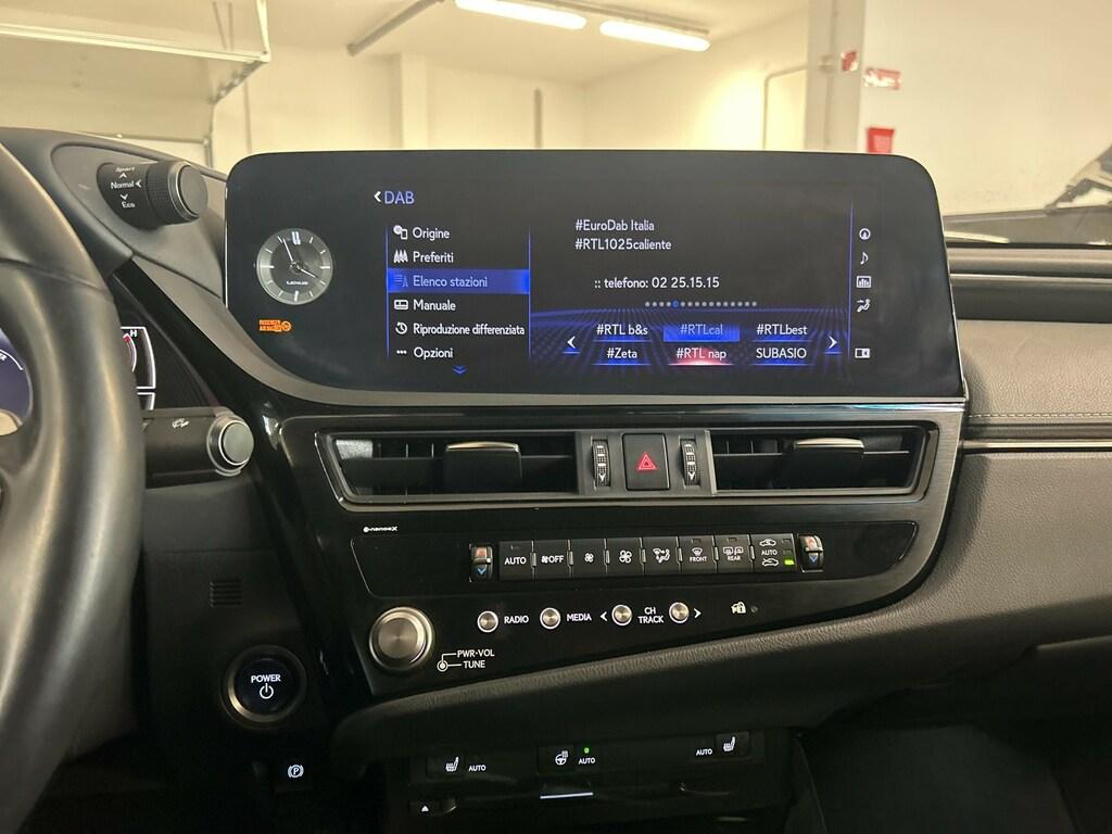 Lexus ES 300 h 2.5 Executive cvt