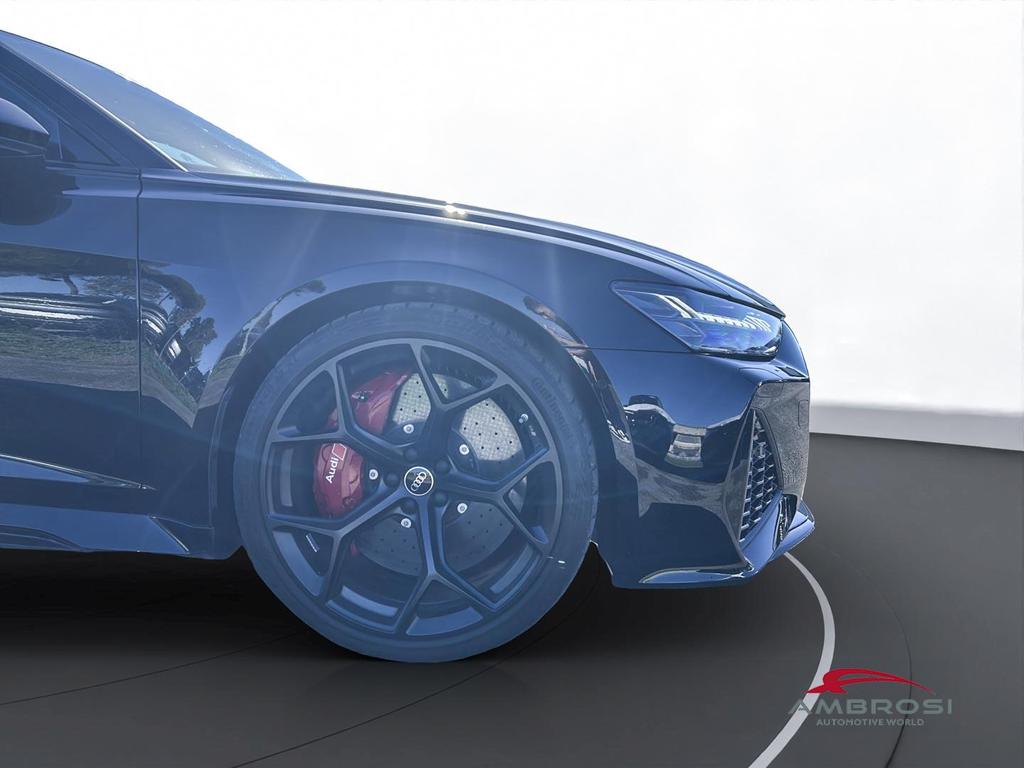 Audi RS6 Avant 4.0 mhev performance quattro tiptronic