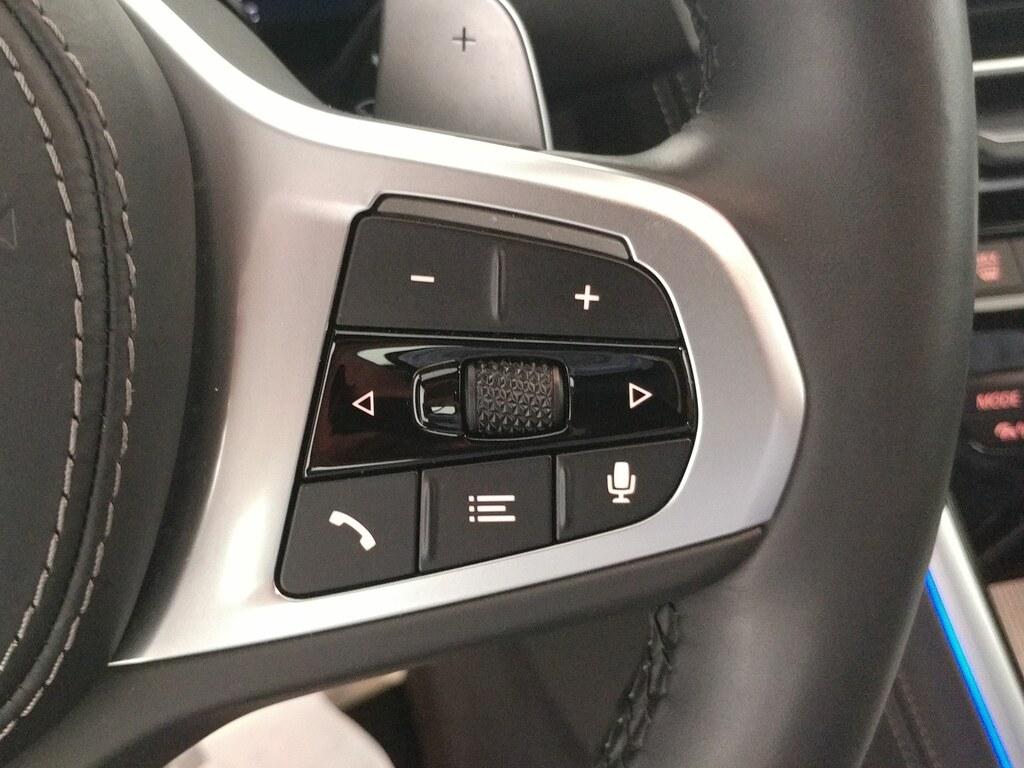 BMW Serie 8 840d Cabrio mhev 48V xdrive auto