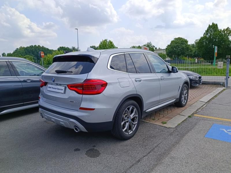 BMW X3 xdrive20d mhev 48V xLine auto