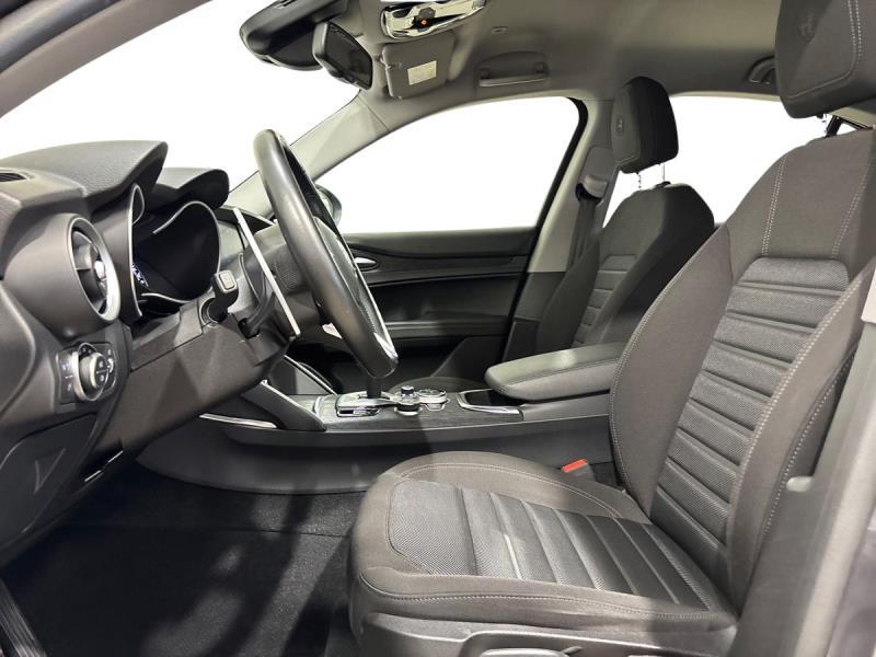 Alfa Romeo Stelvio 2.2 t Business Q4 190cv auto
