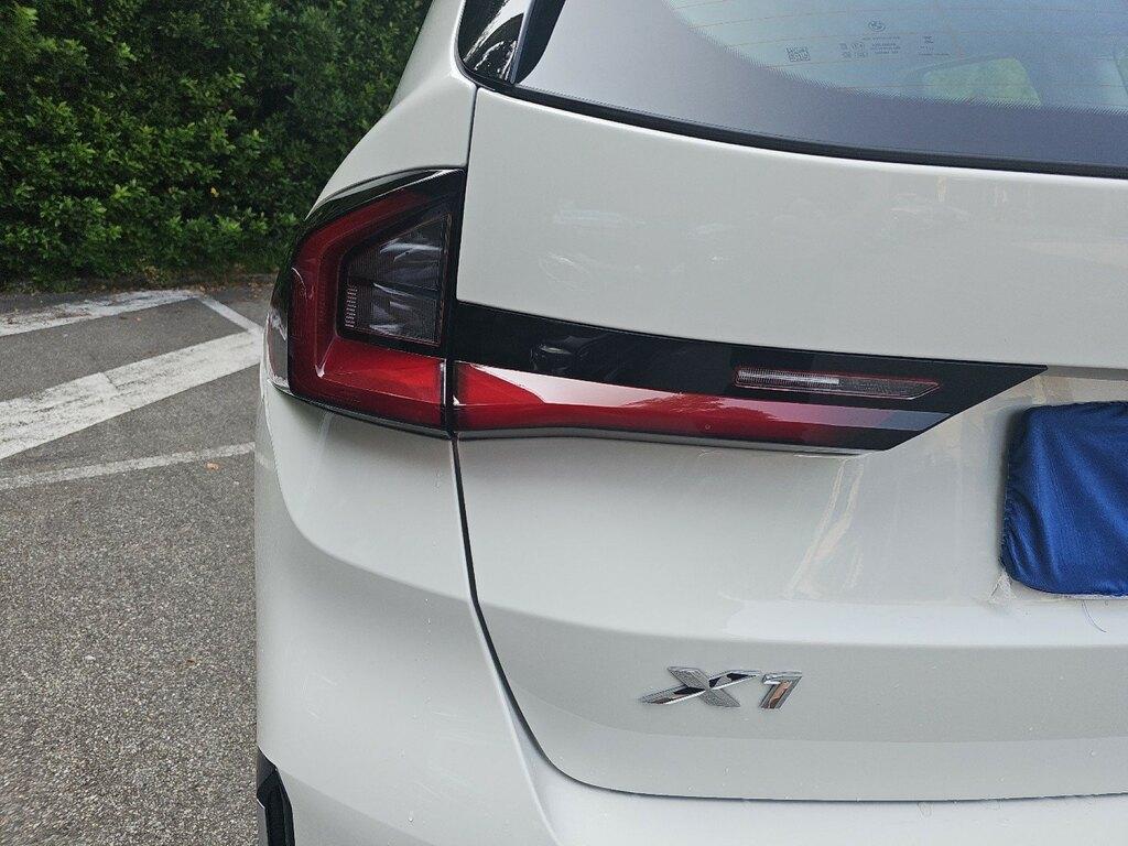 BMW X1 sdrive20i mhev 48V X-Line auto