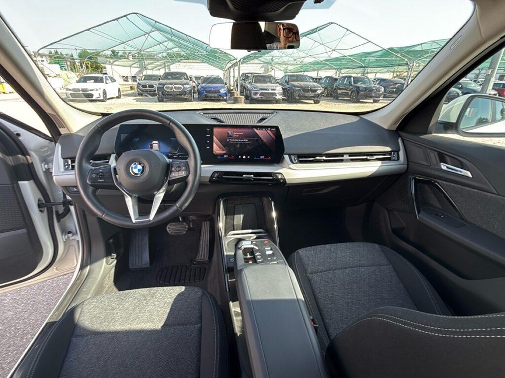 BMW X1 sdrive20i mhev 48V auto