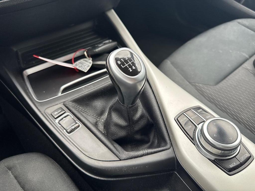 BMW Serie 1 116d Digital Edition 5p auto
