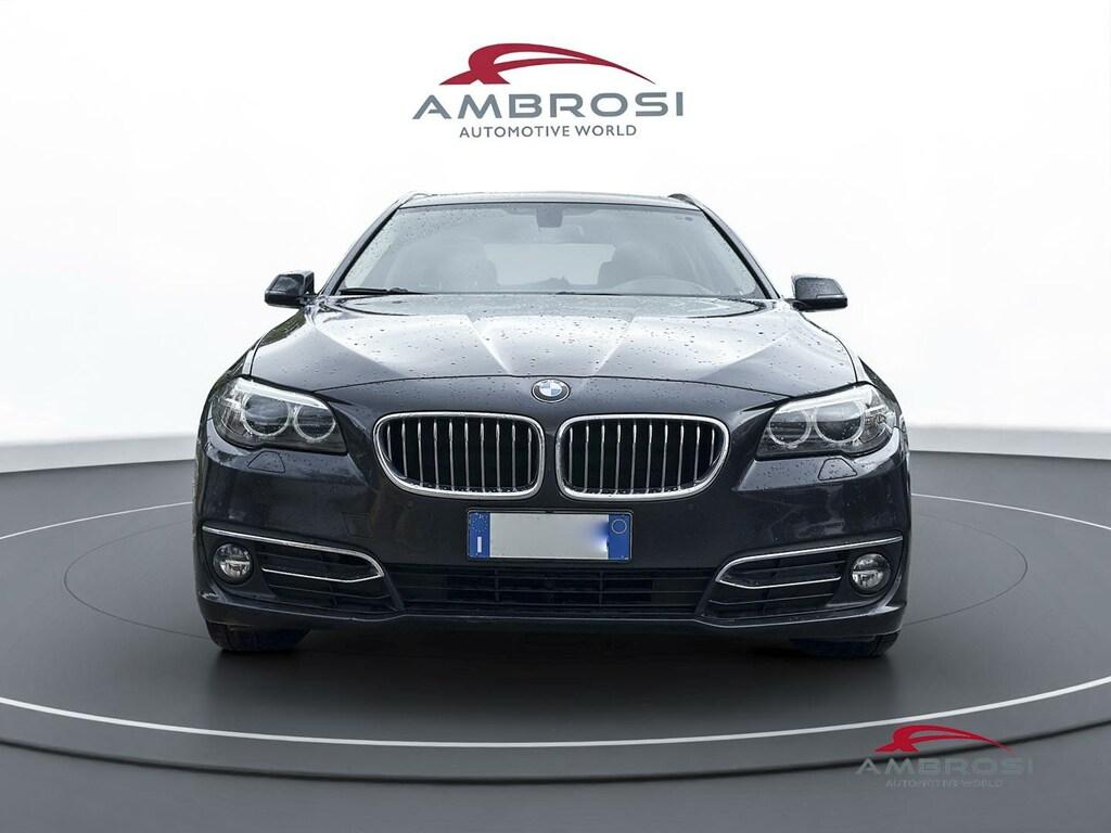 BMW Serie 5 520d Touring xdrive Luxury 190cv auto