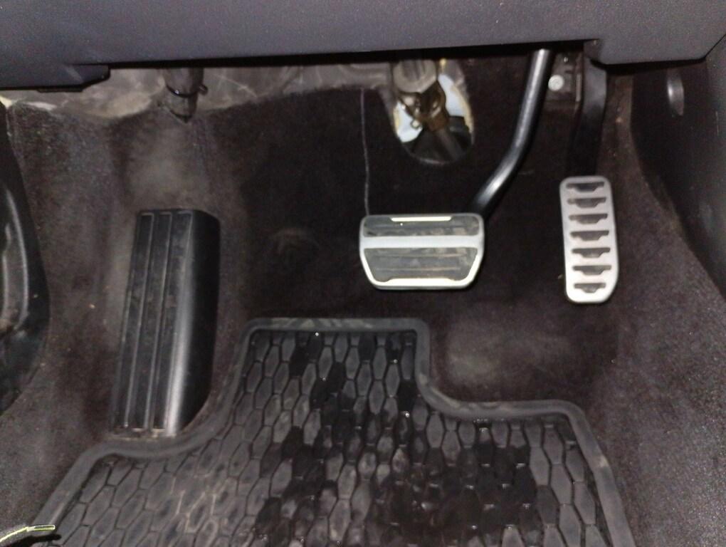 Jaguar E-Pace 2.0 D163 R-Dynamic SE awd auto