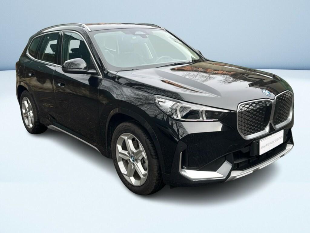 BMW iX1 edrive 20 X-Line