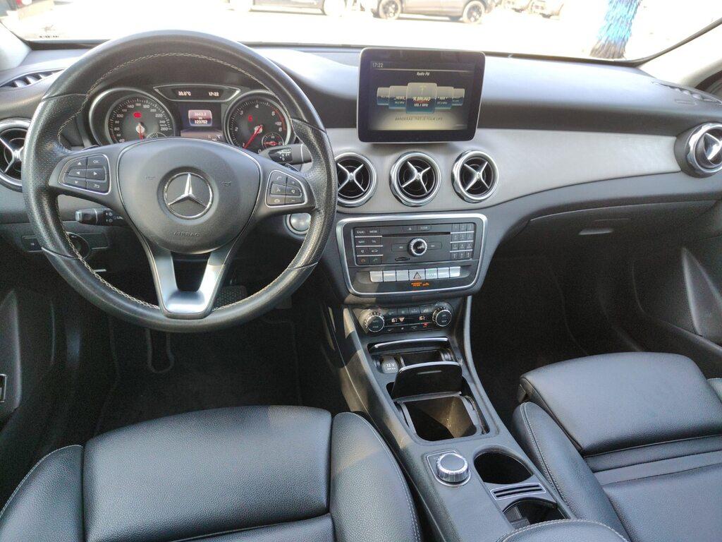 Mercedes GLA 180 d Sport auto