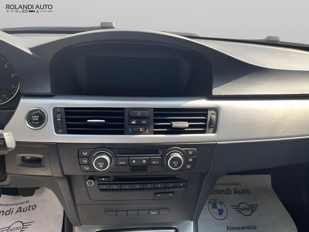 BMW Serie 3 320i Cabrio Attiva 170cv