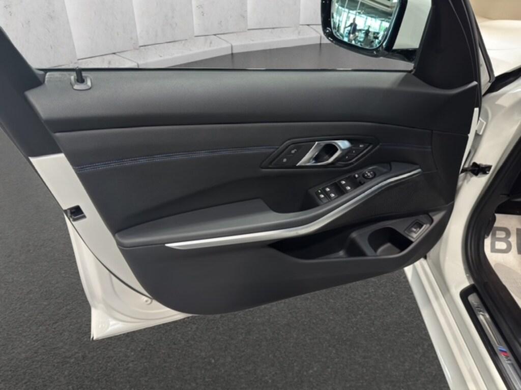 BMW Serie 3 320d Touring mhev 48V Msport xdrive auto