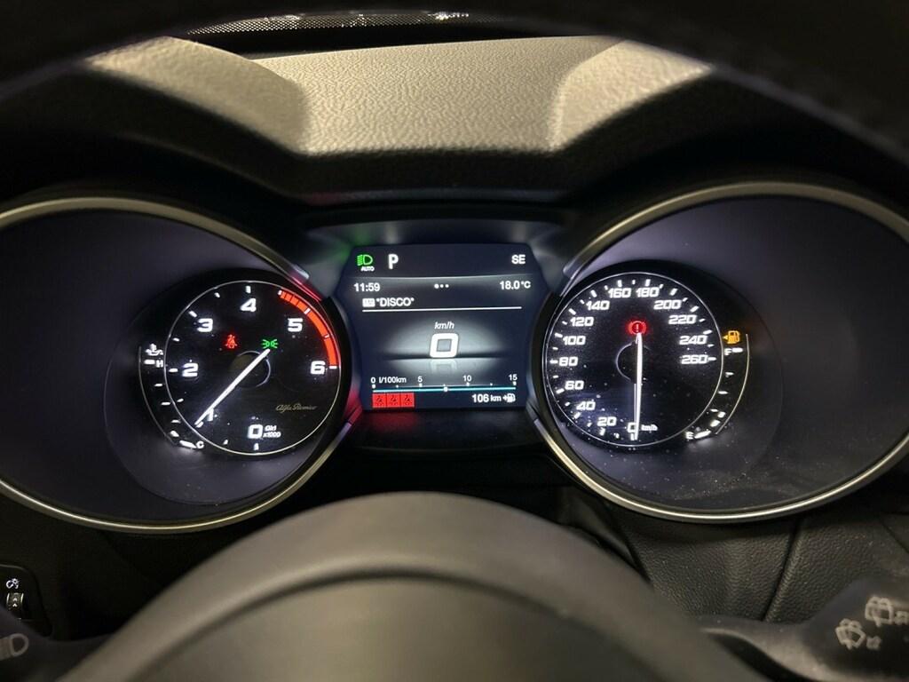Alfa Romeo Stelvio 2.2 t Business Q4 210cv auto my19