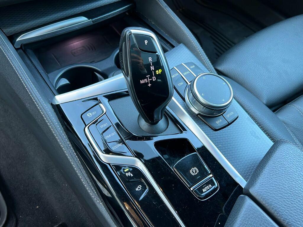 BMW Serie 5 530d Touring mhev 48V xdrive Msport auto