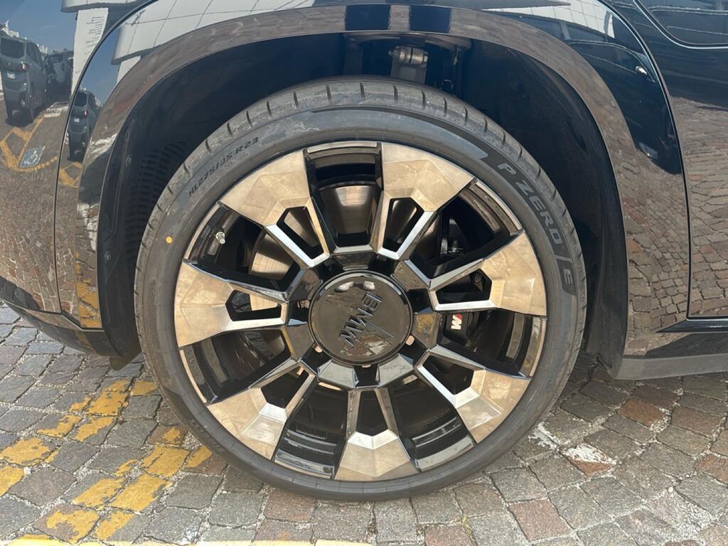 BMW XM 4.4 steptronic