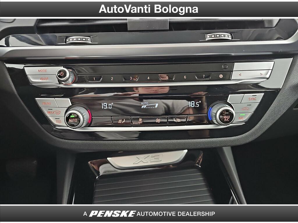 BMW X3 xdrive20d mhev 48V xLine auto