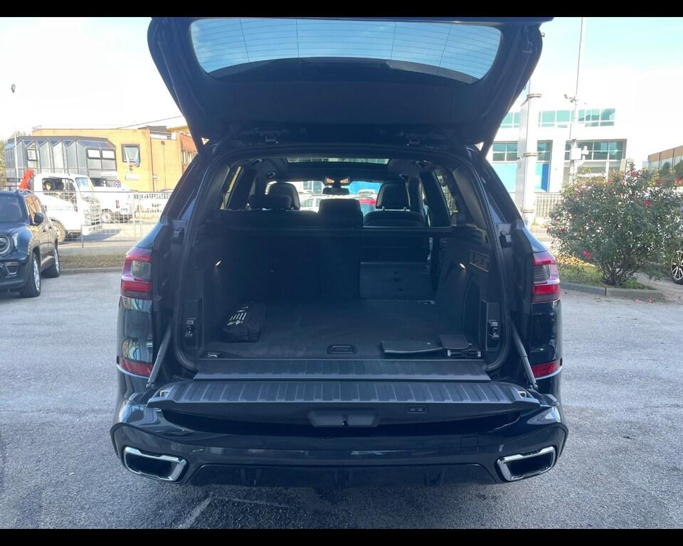 BMW X5 xdrive40d mhev 48V Msport auto