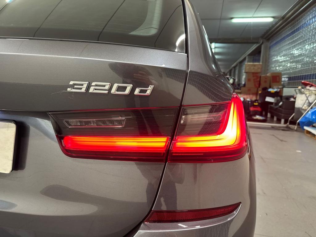 BMW Serie 3 320d Touring mhev 48V xdrive Msport auto