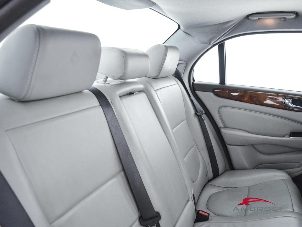 Jaguar XJ 2.7d V6 Executive