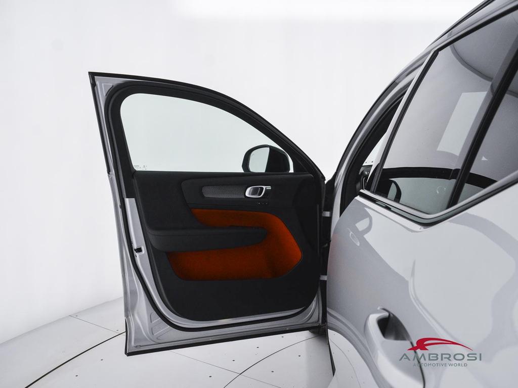 Volvo XC40 2.0 D4 R-design awd geartronic
