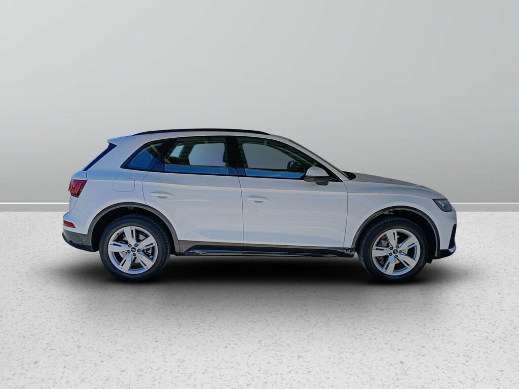 Audi Q5 35 2.0 tdi mhev Business Advanced s tronic