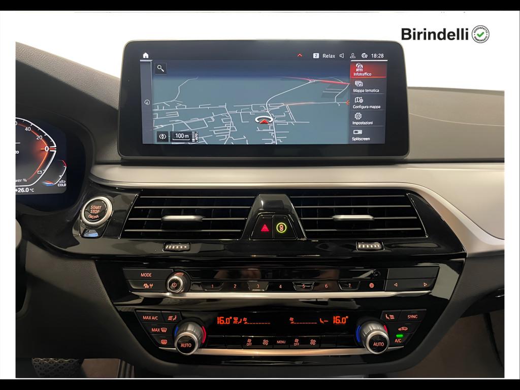 BMW Serie 5 518d mhev 48V Business auto