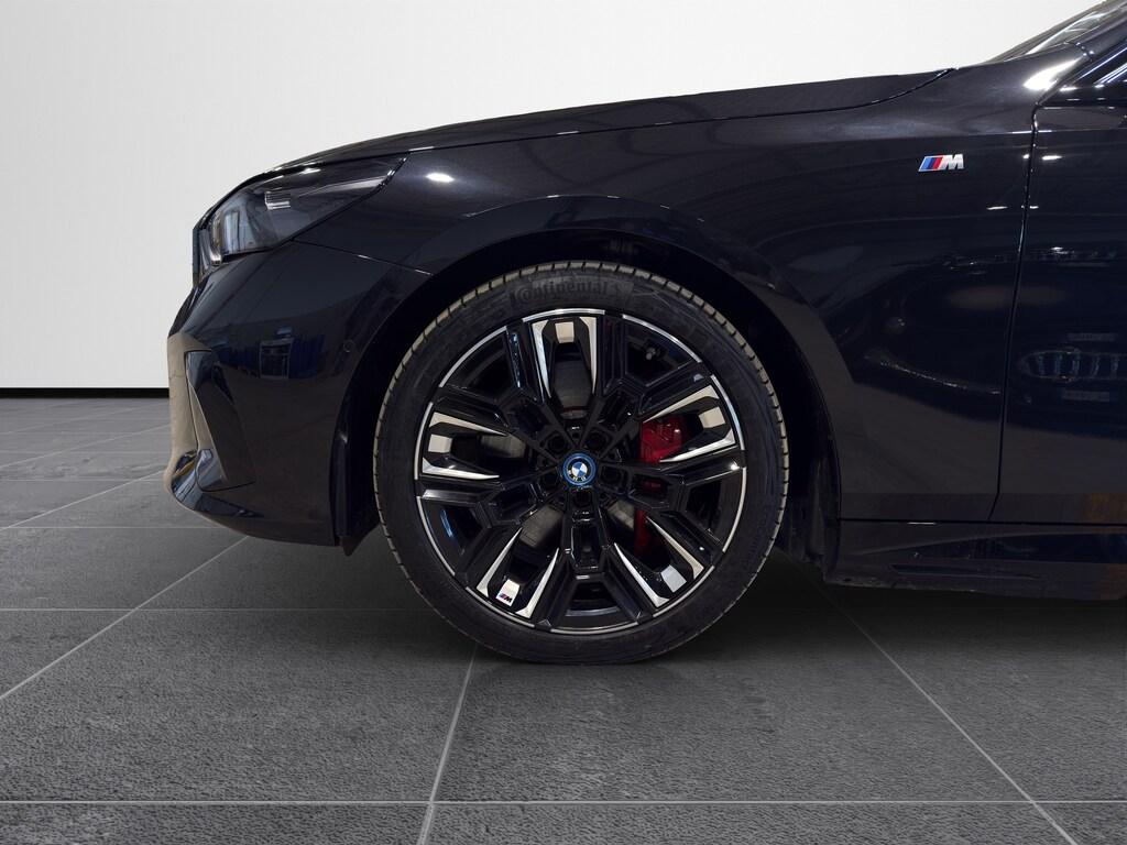 BMW i5 M i5 M60 M Sport Pro