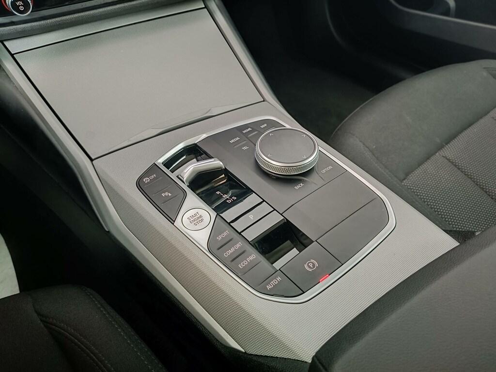 BMW Serie 3 316d mhev 48V auto