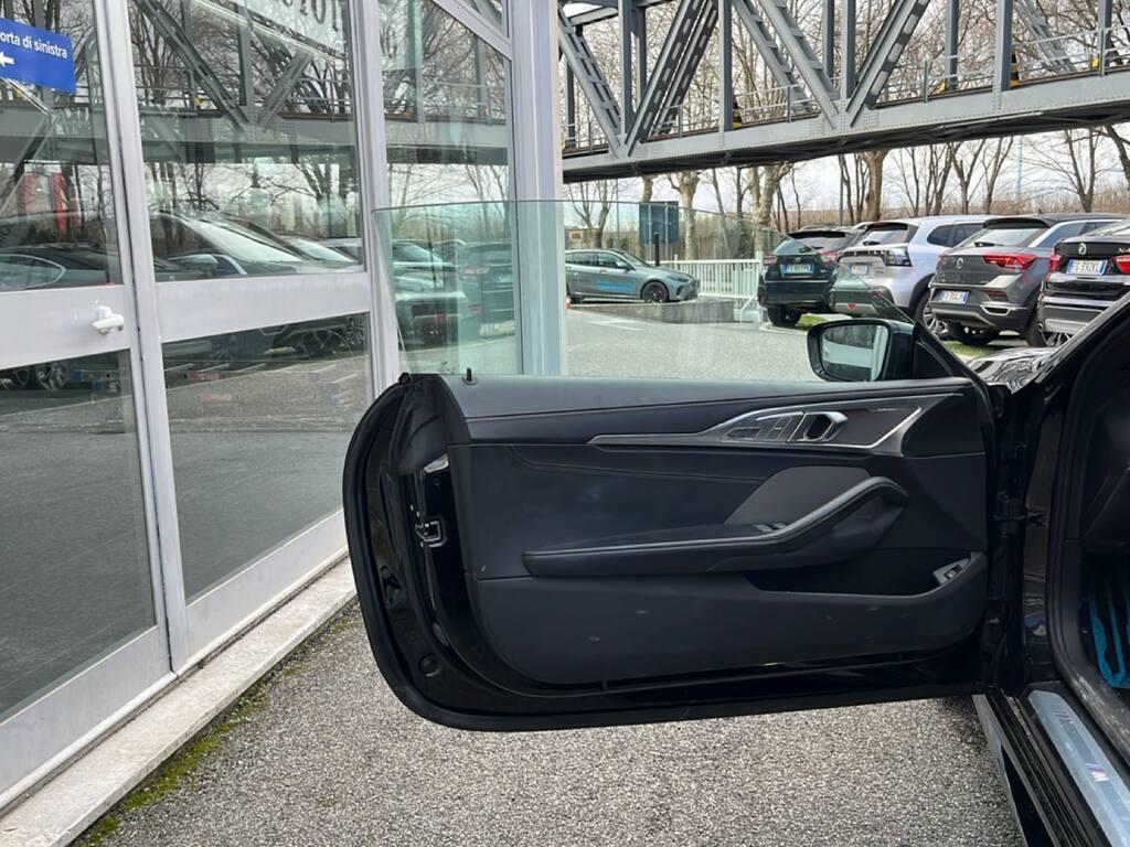 BMW Serie 8 840d Cabrio mhev 48V xdrive auto