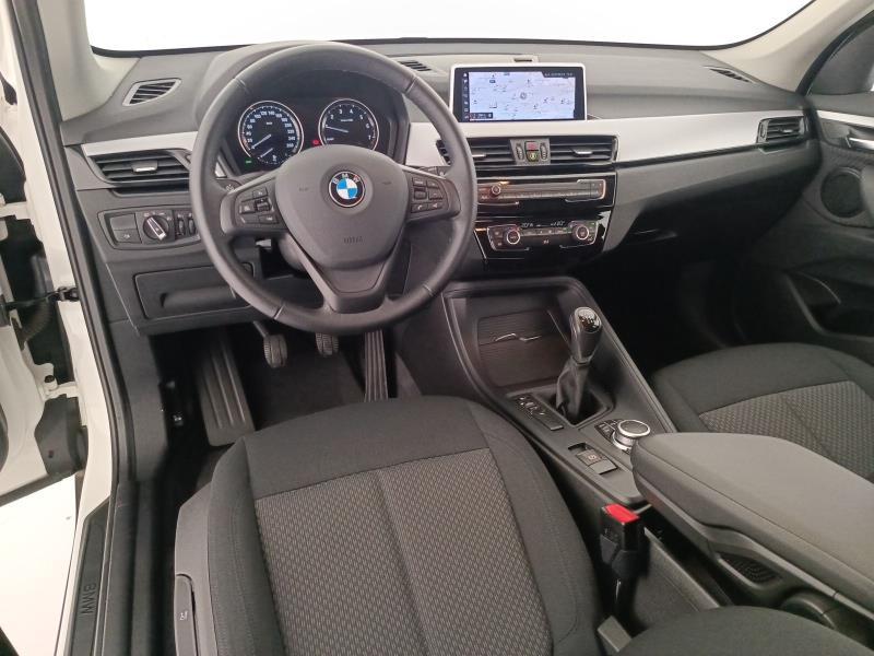 BMW X1 sdrive18i Advantage 136cv