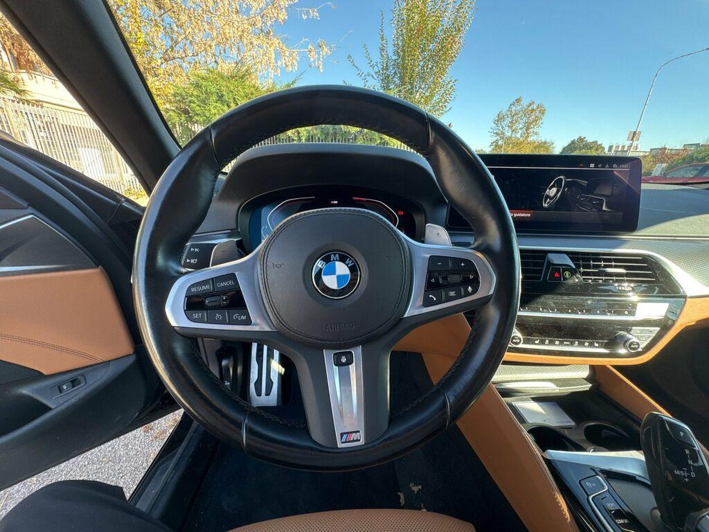 BMW Serie 5 530d Touring mhev 48V xdrive Msport auto