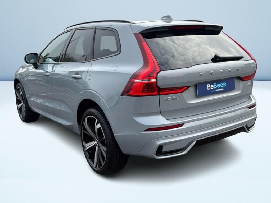 Volvo XC60 2.0 b4 Ultimate Dark awd auto