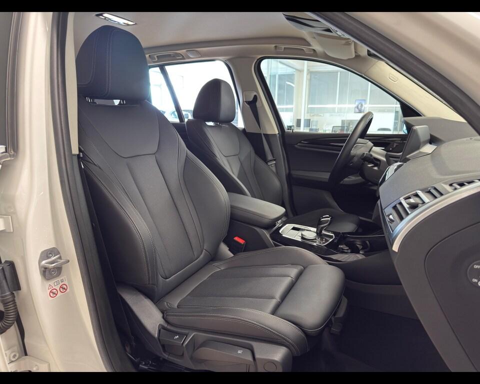 BMW X3 xdrive20d mhev 48V auto