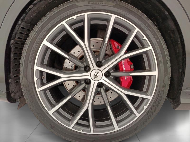 Maserati Levante Grecale 3.0 V6 Trofeo 530cv auto