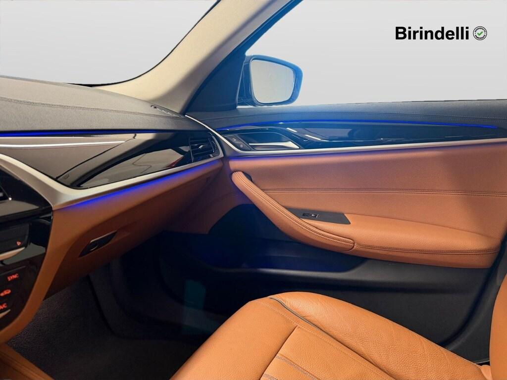 BMW Serie 5 520d Touring mhev 48V xdrive Luxury auto