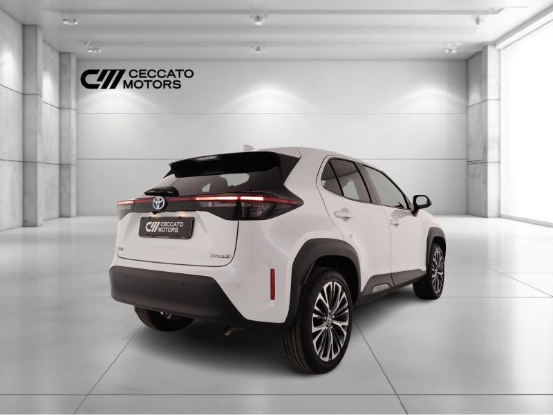 Toyota Yaris Cross 1.5h Lounge fwd 116cv e-cvt