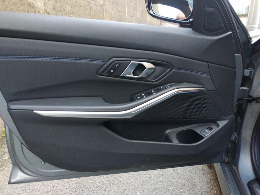 BMW Serie 3 320d Touring mhev 48V Msport xdrive auto