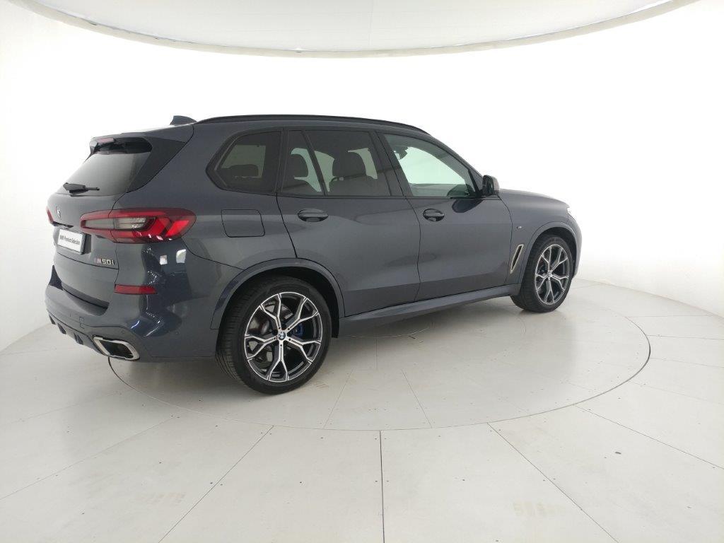 BMW X5 M X5 M50i auto