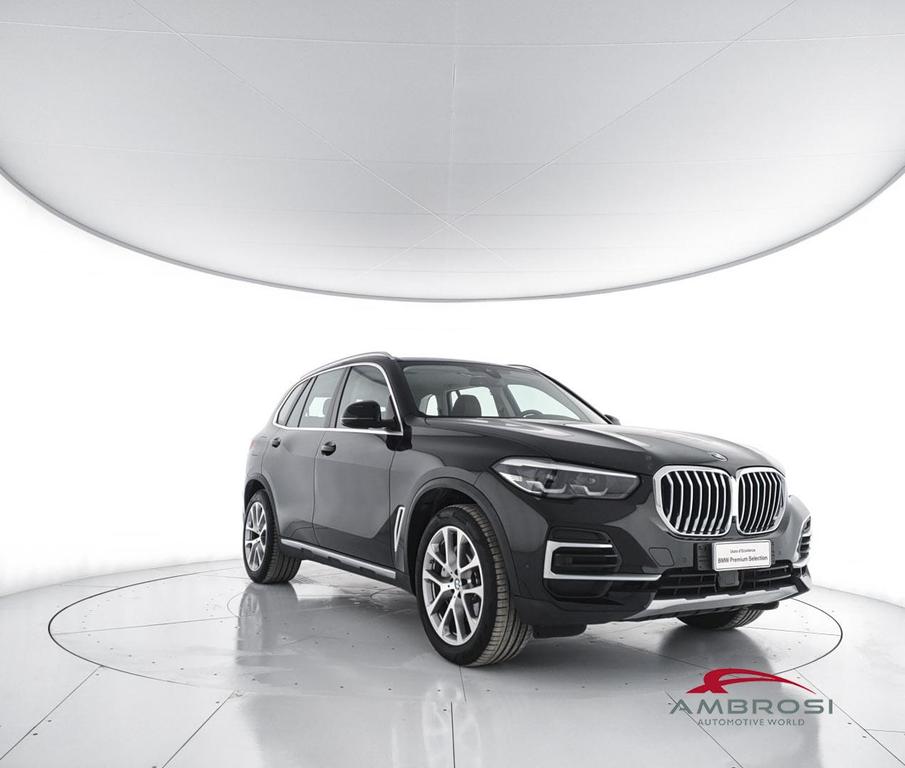 BMW X5 xdrive40d mhev 48V Msport auto