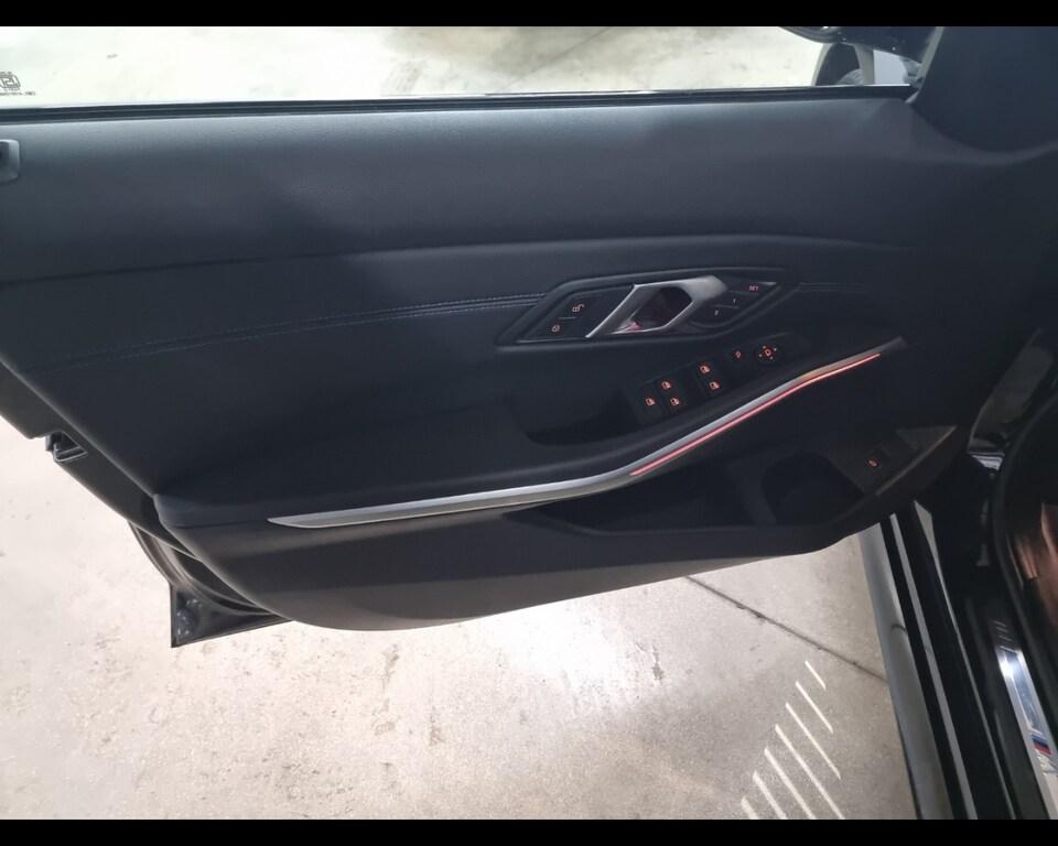 BMW Serie 3 320d mhev 48V xdrive M Sport Pro auto