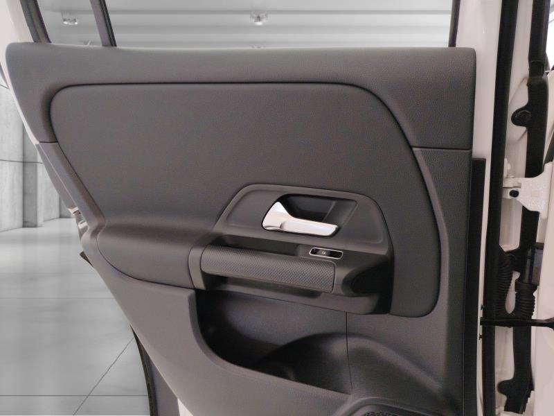 Mercedes GLA 180 d Business auto