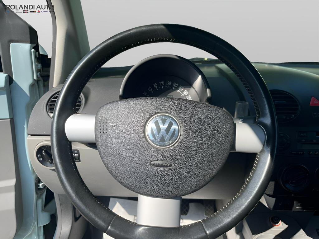 Volkswagen New Beetle Cabrio 1.6