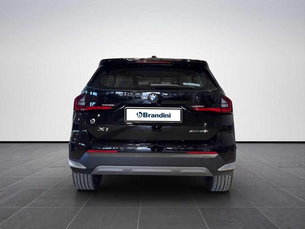 BMW X1 xdrive23i mhev 48V auto