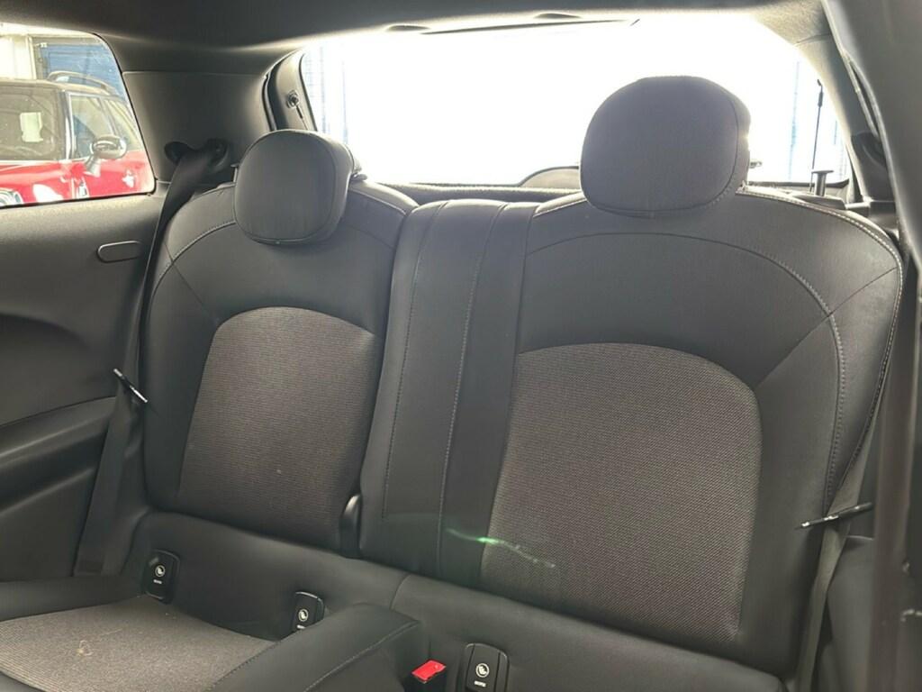 Mini Cooper D 1.5 TwinPower Turbo Cooper D Hype DCT